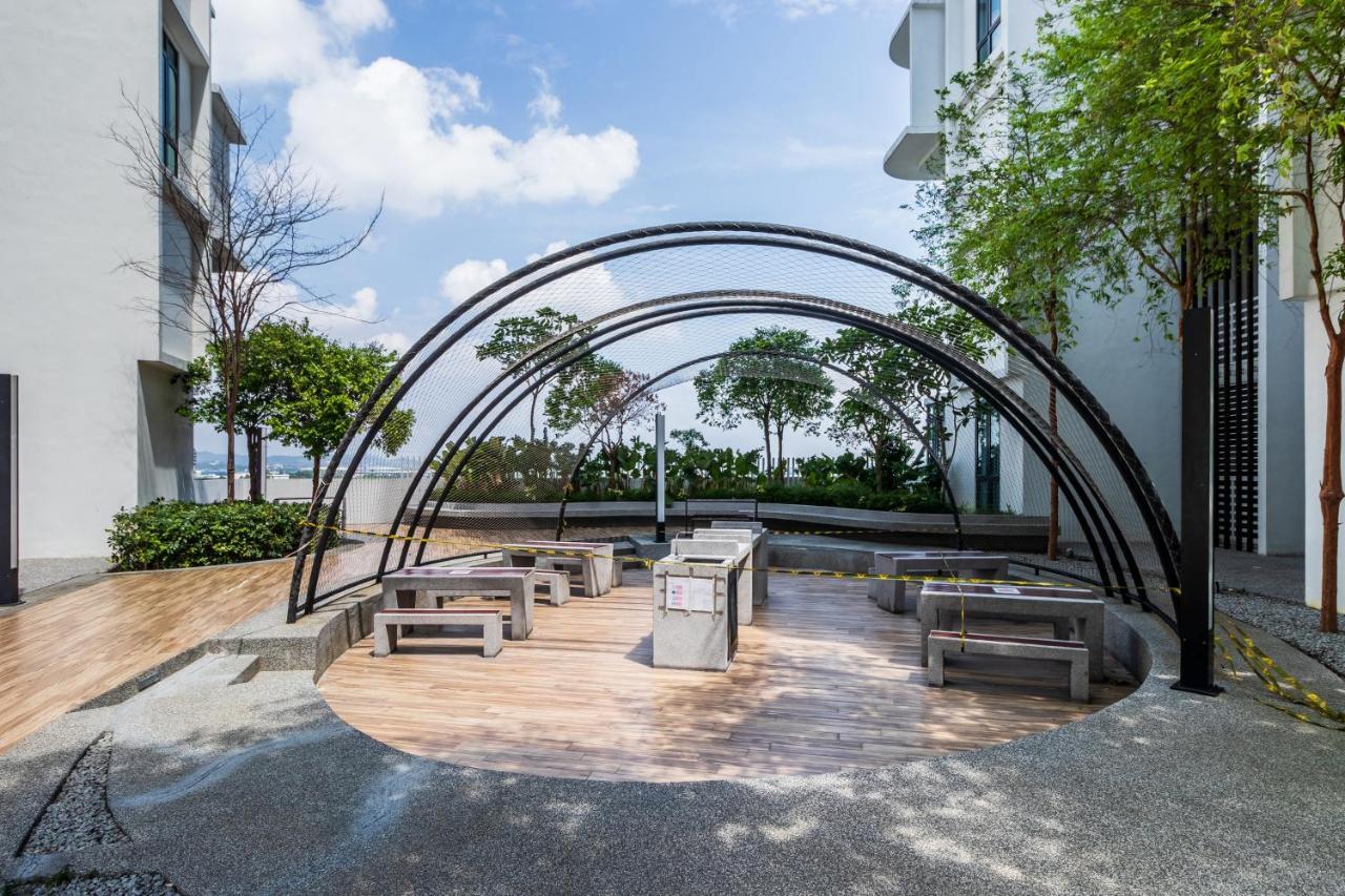 H20 Residence Ara Damansara By Airhost Petaling Jaya Zewnętrze zdjęcie
