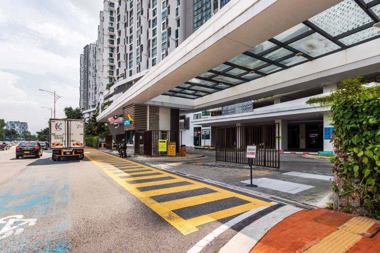 H20 Residence Ara Damansara By Airhost Petaling Jaya Zewnętrze zdjęcie